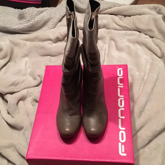 Brand new with box boots - Picture 5 of 9